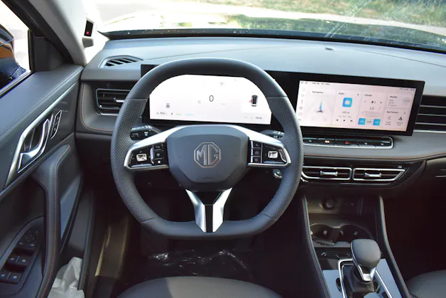 MG HS 1.5 Hybrid+ Luxury