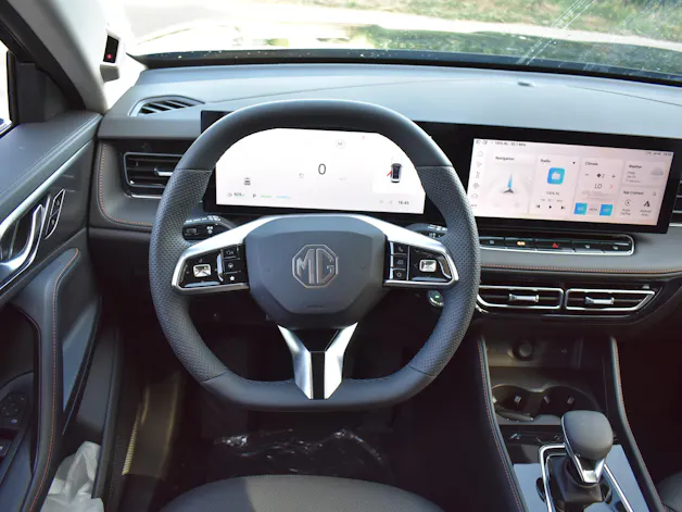 MG HS 1.5 Hybrid+ Luxury