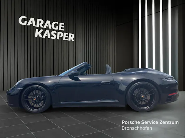 Porsche 911 Carrera 4 GTS Cabriolet