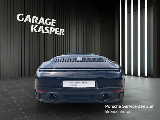 Porsche 911 Carrera 4 GTS Cabriolet