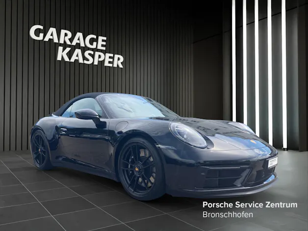 Porsche 911 Carrera 4 GTS Cabriolet
