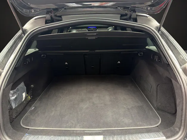 MERCEDES-BENZ E 200 T 9G-Tronic 4Matic