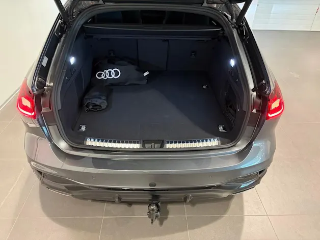Audi A5 Avant e-hybrid quattro 270 kW S tronic