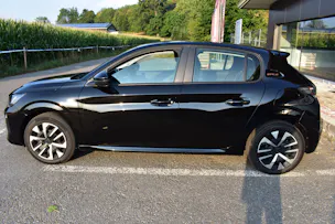 PEUGEOT 208 Elektrik 100 kW Style