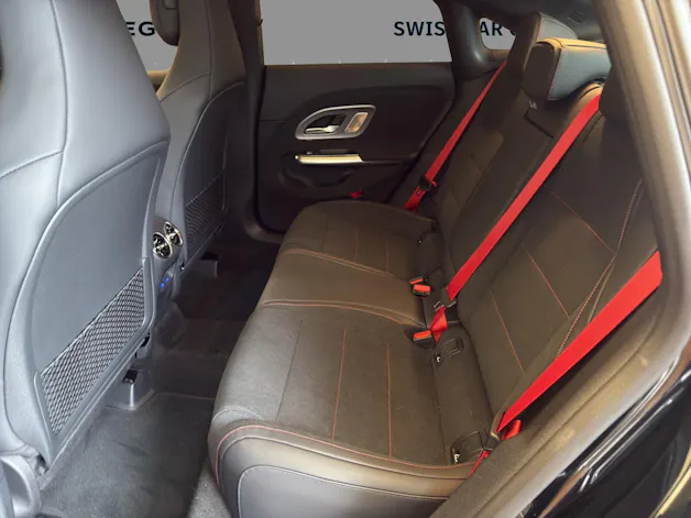 Mercedes-Benz CLA 220 8G-DCT 4Matic
