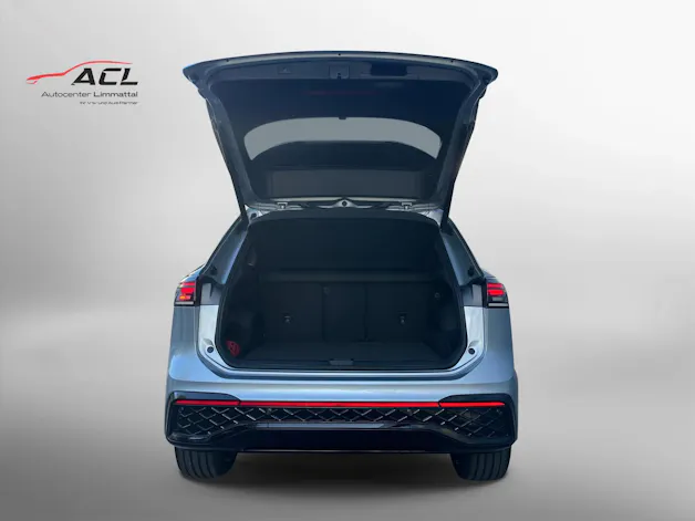 VW Tiguan R-Line UNITED 2.0TSI 204PS 4Motion DSG