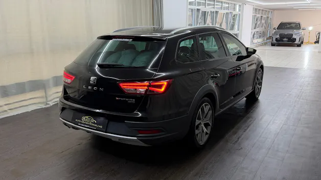SEAT Leon ST 2.0 TDI X-Perience 4Drive DSG