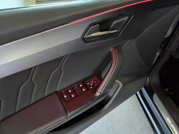 Cupra Leon 1.5 eTSI DSG