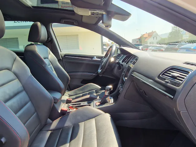 VW Golf 2.0 TSI GTI Performance DSG