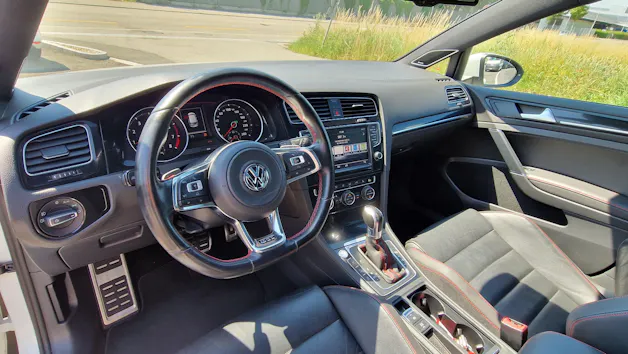 VW Golf 2.0 TSI GTI Performance DSG