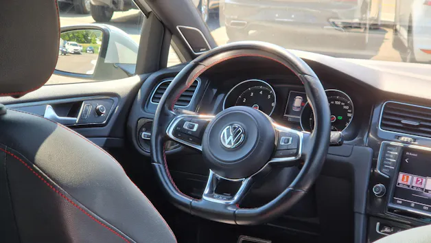 VW Golf 2.0 TSI GTI Performance DSG