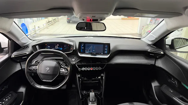 Peugeot 208 1.2 PureTech Allure EAT8