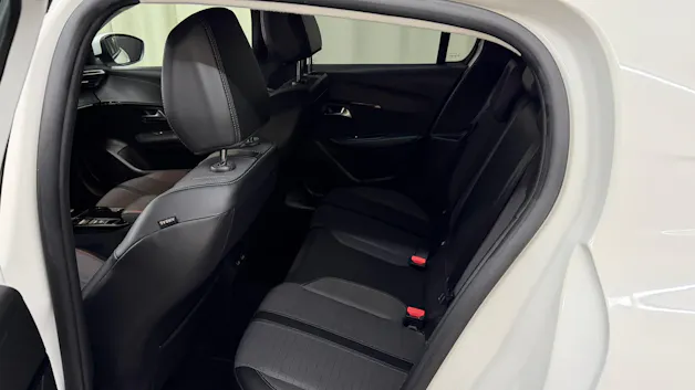 Peugeot 208 1.2 PureTech Allure EAT8