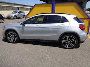 Mercedes-Benz GLA 220 AMG Line 4Matic 7G-DCT