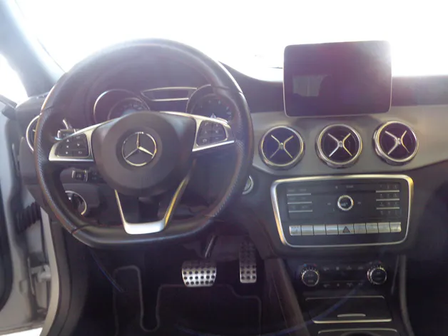 Mercedes-Benz GLA 220 AMG Line 4Matic 7G-DCT