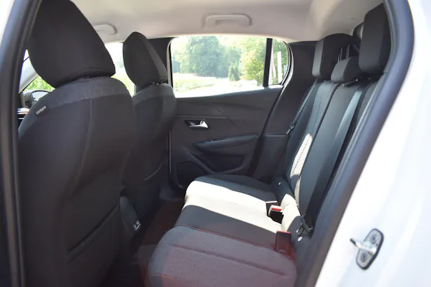 PEUGEOT 208 Elektrik 100 kW Style