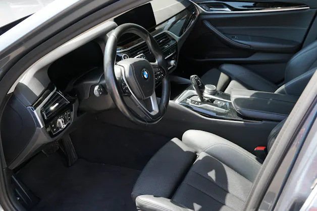 BMW 520d xDrive Touring Sport Line Steptronic