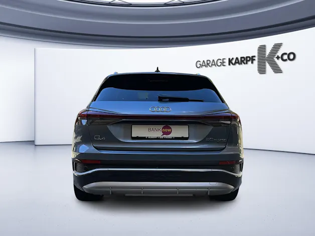 AUDI Q4 e-tron 50 quattro