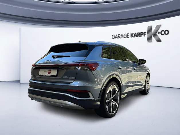 AUDI Q4 e-tron 50 quattro