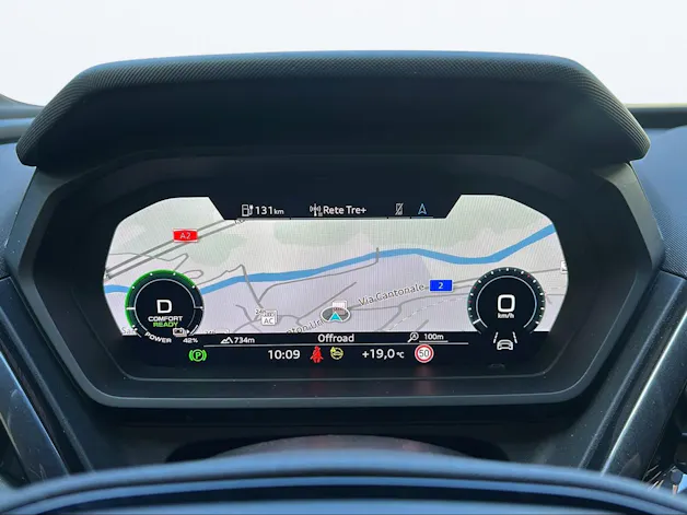 AUDI Q4 e-tron 50 quattro