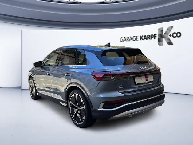 AUDI Q4 e-tron 50 quattro