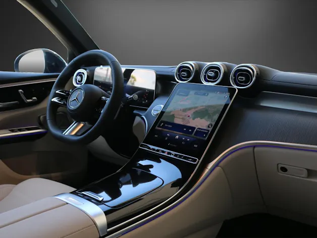 Mercedes-Benz GLC 400 e 4MATIC with EQ-Star Hybrid