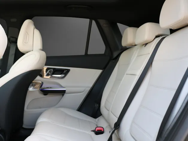 Mercedes-Benz GLC 400 e 4MATIC with EQ-Star Hybrid