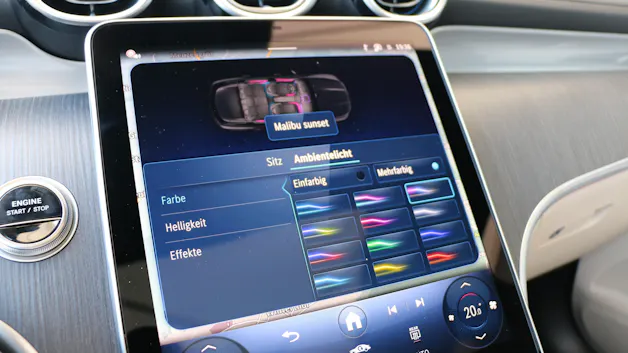 Mercedes-Benz GLC 400 e 4MATIC with EQ-Star Hybrid