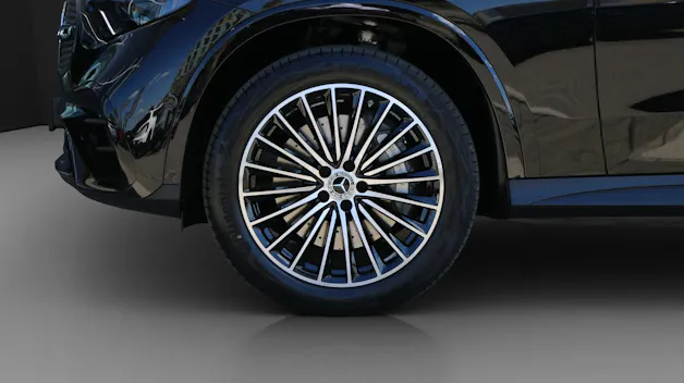 Mercedes-Benz GLC 400 e 4MATIC with EQ-Star Hybrid