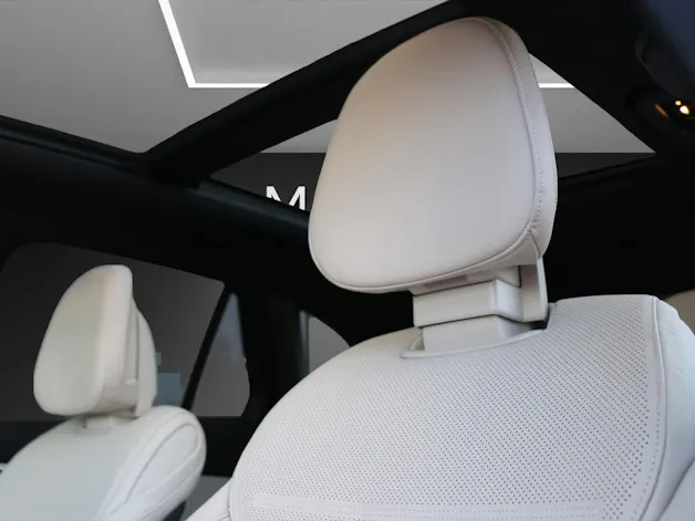 Mercedes-Benz GLC 400 e 4MATIC with EQ-Star Hybrid