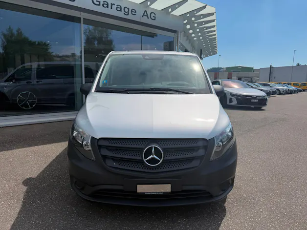 Mercedes-Benz VITO Tourer