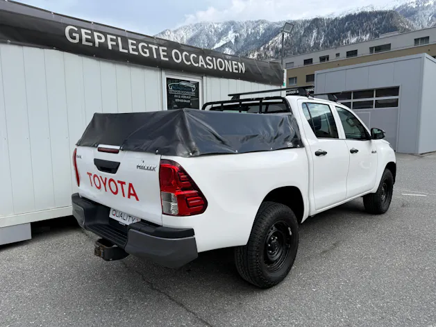 Toyota Hilux 2.4D-4D Comfort Double Cab 4x4 *WERKSGARANTIE * TEMPOMAT* KLIMA*