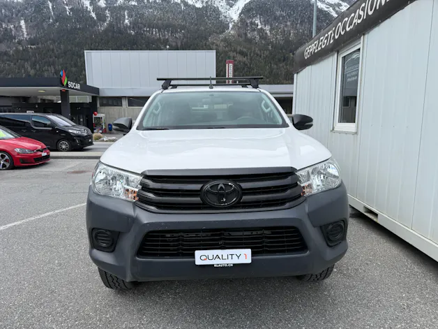Toyota Hilux 2.4D-4D Comfort Double Cab 4x4 *WERKSGARANTIE * TEMPOMAT* KLIMA*