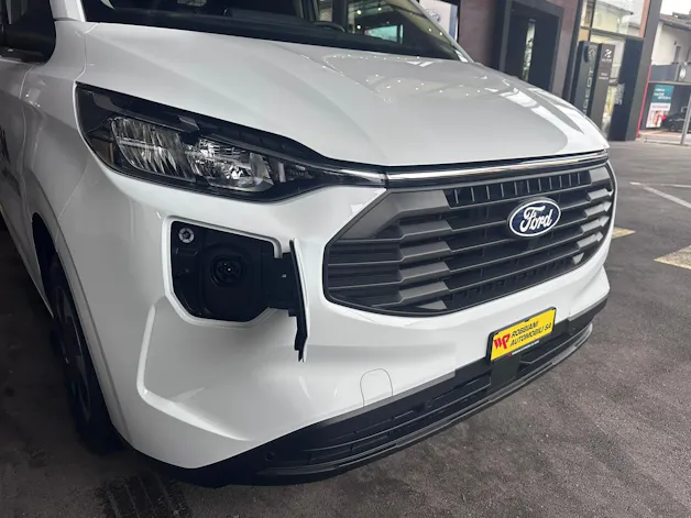 Ford Transit Custom Van PHEV 320 L2H1 Trend Automat