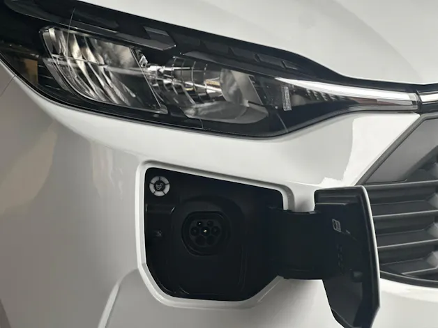 Ford Transit Custom Van PHEV 320 L2H1 Trend Automat