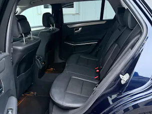 Mercedes-Benz E 250 BlueTEC Avantgarde 4Matic 7G-Tronic