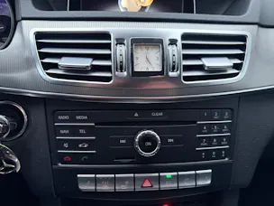 Mercedes-Benz E 250 BlueTEC Avantgarde 4Matic 7G-Tronic