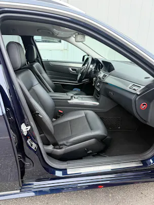 Mercedes-Benz E 250 BlueTEC Avantgarde 4Matic 7G-Tronic