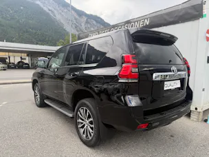 Toyota Land Cruiser 2.8TD Premium Automatic *CH-FZ* STANDHEIZUNG * LEDER * 201 PS 500 NM*
