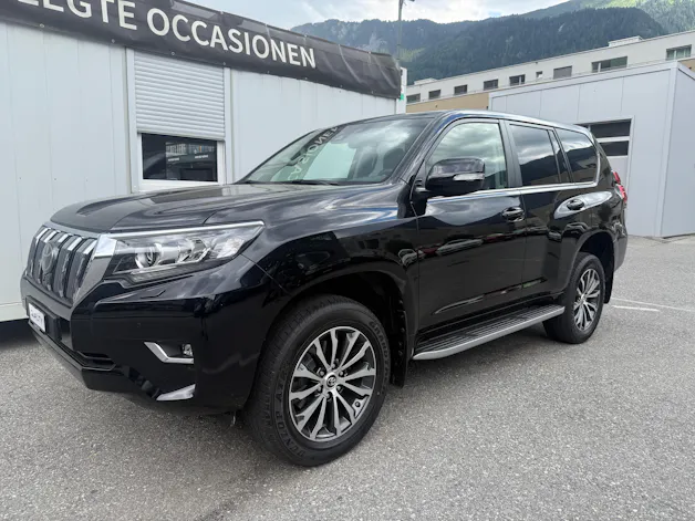 Toyota Land Cruiser 2.8TD Premium Automatic *CH-FZ* STANDHEIZUNG * LEDER * 201 PS 500 NM*