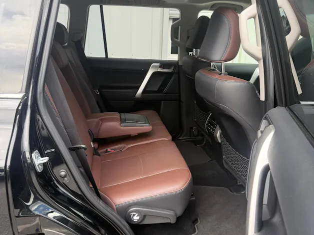 Toyota Land Cruiser 2.8TD Premium Automatic *CH-FZ* STANDHEIZUNG * LEDER * 201 PS 500 NM*