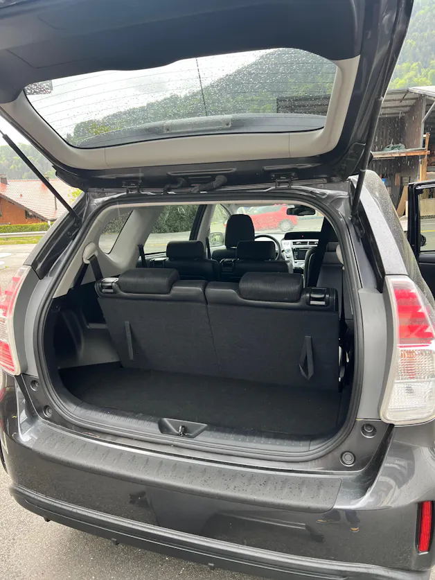 Toyota Prius+ 1.8 VVT-i HSD Style