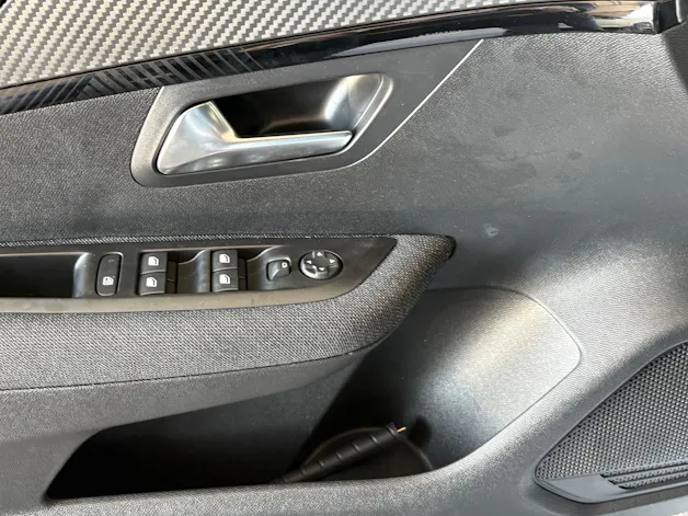 Peugeot 208 1.2 MHEV 110 Style
