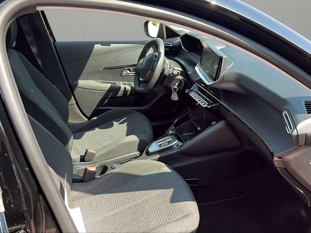 Peugeot 208 1.2 MHEV 100 Style
