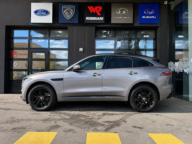 Jaguar F-Pace 2.0 D200 R-Dynamic MHEV SE AWD