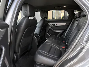Jaguar F-Pace 2.0 D200 R-Dynamic MHEV SE AWD