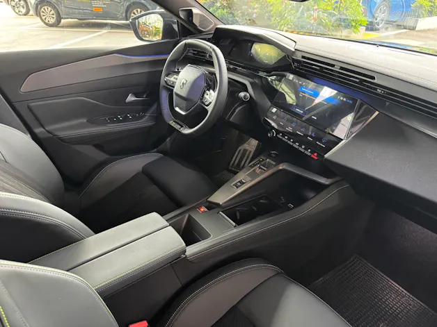 PEUGEOT 308 1.6 PHEV 195 GT