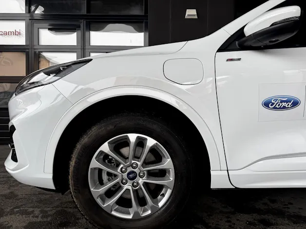 Ford Kuga 2.5 PHEV ST-Line 2WD