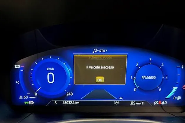 Ford Kuga 2.0 EcoBlue Hybrid ST-Line 2WD