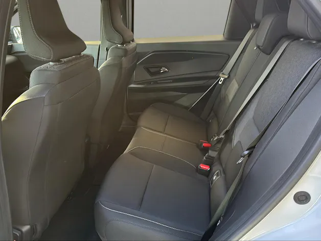 Nissan Micra 52kWh Advance